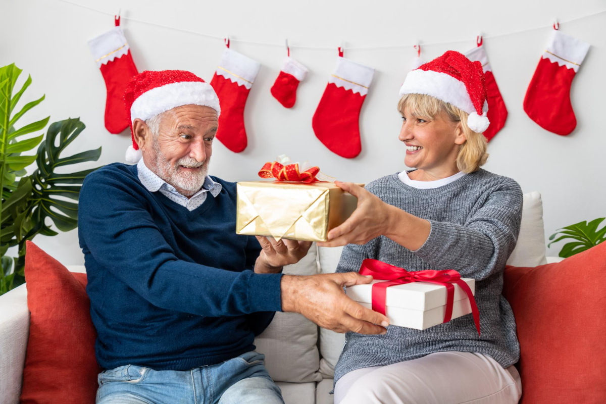 Fêtes avec les grands-parents : 5 idées de cadeaux de noël